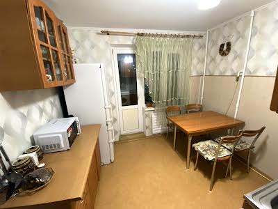 квартира за адресою Братиславська вул., 44 а