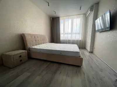 квартира за адресою Драгоманова вул., 10