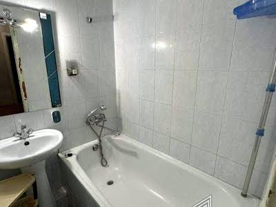 квартира за адресою Зодчих вул., 32