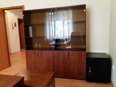 комерційна за адресою Тарасівська вул., 14