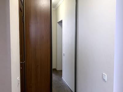 квартира за адресою Урлівська вул., 20