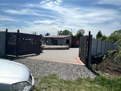 будинок за адресою центральна, 8