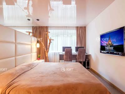 квартира за адресою Зернова вул., 53д