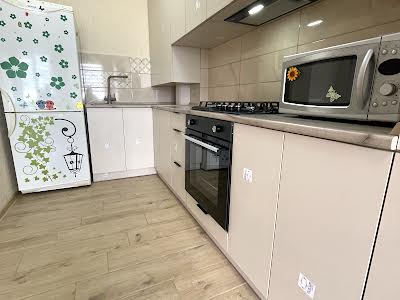 квартира за адресою Теплична вул., 58