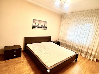 квартира за адресою Дегтярівська вул., 25к1