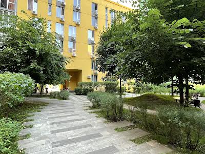 квартира за адресою Соборності просп. (Возз'єднання), 17 к2