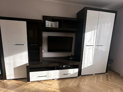 квартира по адресу Науки просп., 18