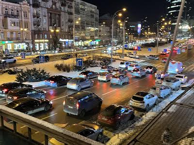 квартира за адресою Басейна вул., 12