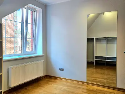 будинок за адресою 9-та Лінія вул., 21