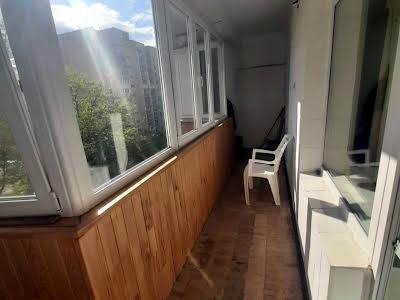 квартира по адресу Киев, Ирпенская ул., 65