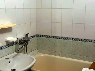 квартира за адресою Івана Дзюби вул. (Сім'ї Сосніних), 12
