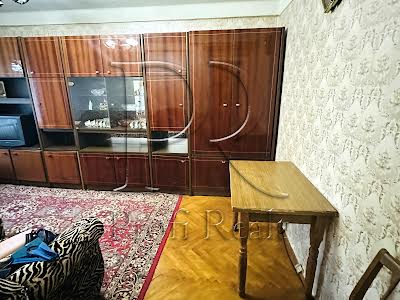 квартира за адресою Юності вул., 7