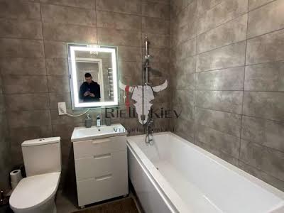 квартира за адресою Практична вул., 3