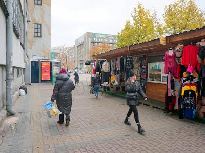 комерційна за адресою площа Привокзальна, 2