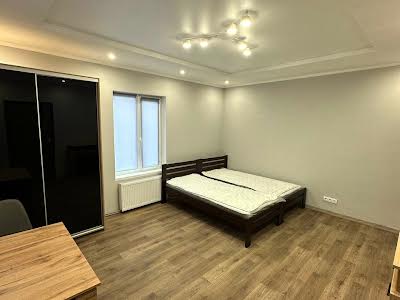 квартира за адресою Ялинкова вул., 23