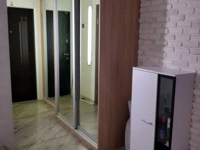 квартира за адресою Дмитра Луценка вул. (Крейсера 