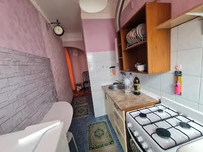 квартира за адресою Патріарха Мстислава Скрипника вул., 44-А