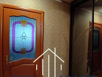квартира за адресою Анни Ахматової вул., 43