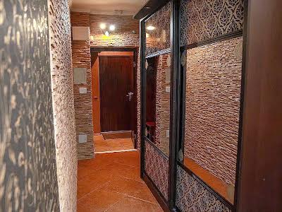 квартира за адресою Павла Тичини просп., 16/2