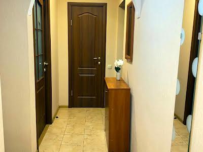квартира за адресою Сергія Набоки пл., 2