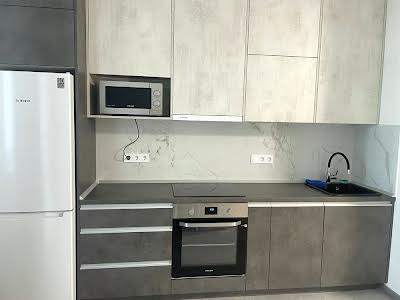 квартира по адресу Ревуцкого ул., 40-Б