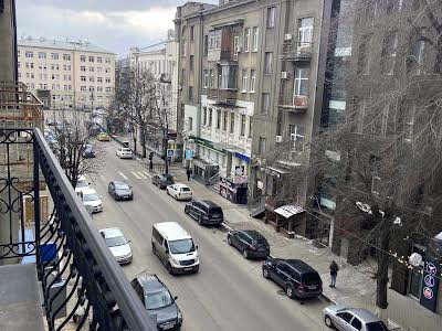 квартира за адресою Ярослава Мудрого вул. (Петровського), 37