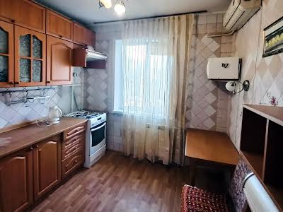 квартира по адресу Ревуцкого ул., 24/4