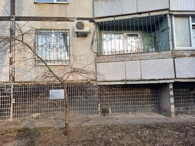 квартира по адресу Гвардейцев-Широнинцев ул., 22