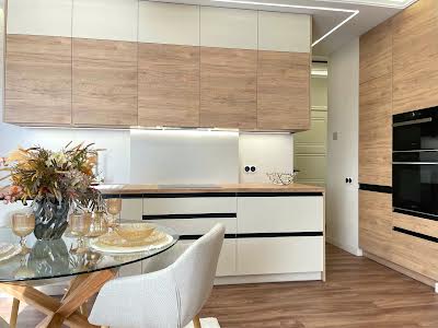 квартира за адресою Зарубинецька вул., 4