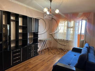 квартира по адресу Анны Ахматовой ул., 14Б