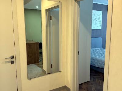 квартира по адресу Драгоманова ул., 2а
