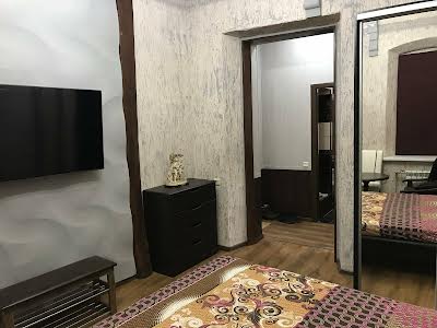 квартира за адресою Потебні вул., 2