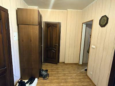 квартира за адресою Осіння вул., 33