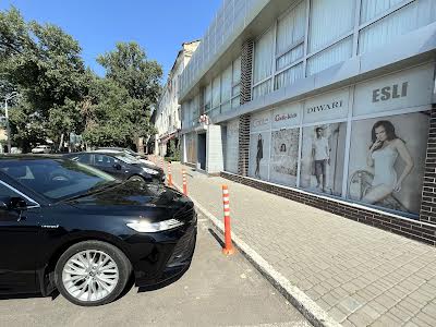 коммерческая по адресу Атамана Головатого, 100