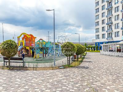 квартира за адресою Зарічна вул., 7