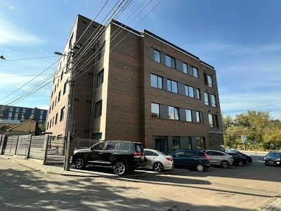 комерційна за адресою Валерія Лобановського просп., 124