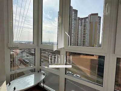 квартира за адресою Софії Русової вул., 7