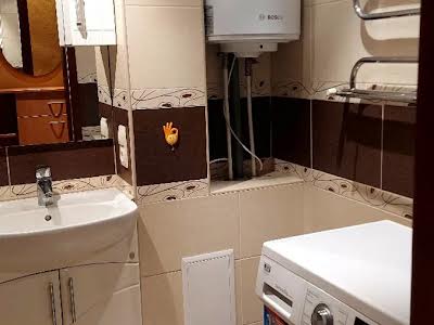 квартира за адресою Раїси Окіпної вул., 7