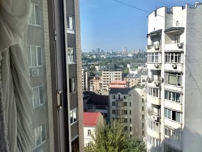 квартира за адресою Олександра Кониського вул., 29