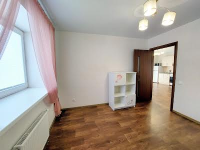 квартира по адресу Миколи Хвильового ул., 3