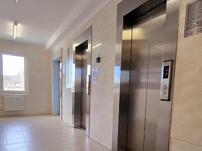 квартира за адресою Коноплянська вул., 22