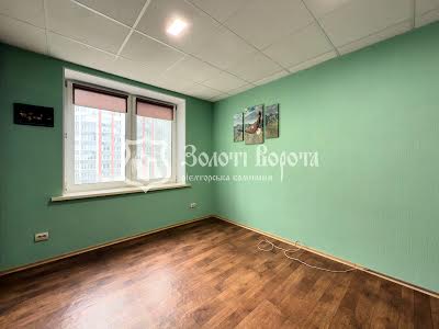 коммерческая по адресу Драгоманова ул., 1-А