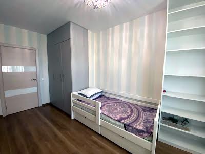 квартира по адресу Кондратюка Юрия ул., 5