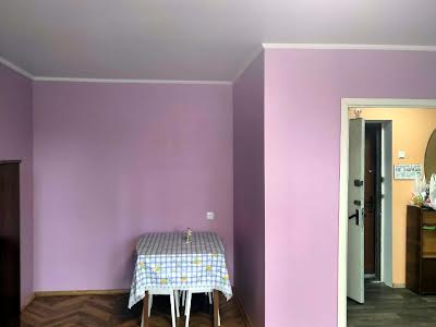 квартира за адресою Романа Шухевича просп. (Генерала Ватутіна), 30