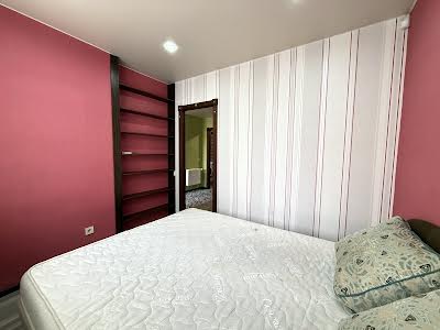 квартира за адресою Боголюбова вул., 10