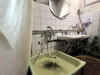 кімната за адресою Київ, Освіти вул., 18