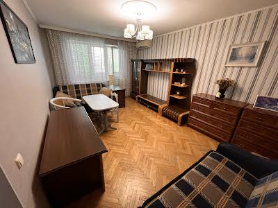 квартира по адресу Зои Гайдай ул., 10
