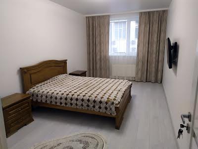 квартира за адресою вул. Героїв УПА, 73