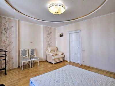 квартира за адресою Урлівська вул., 11-А