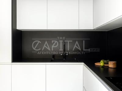 квартира за адресою Салютна вул., 2б